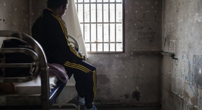A quoi ressemble la vie dans une prison française ?