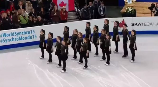 Elles patinent sur la glace et lorsque la musique résonne, personne ne s’attend à ça!