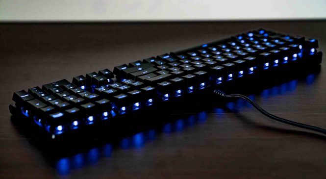 ROCCAT Suora : Un clavier mécanique pour les gamers à moins de 100 euros