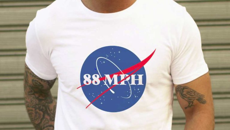 Top 5 des t-shirts pour les fans de Retour vers le futur
