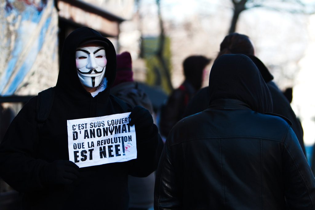 Les Anonymous se lâchent pour fêter Guy Fawkes