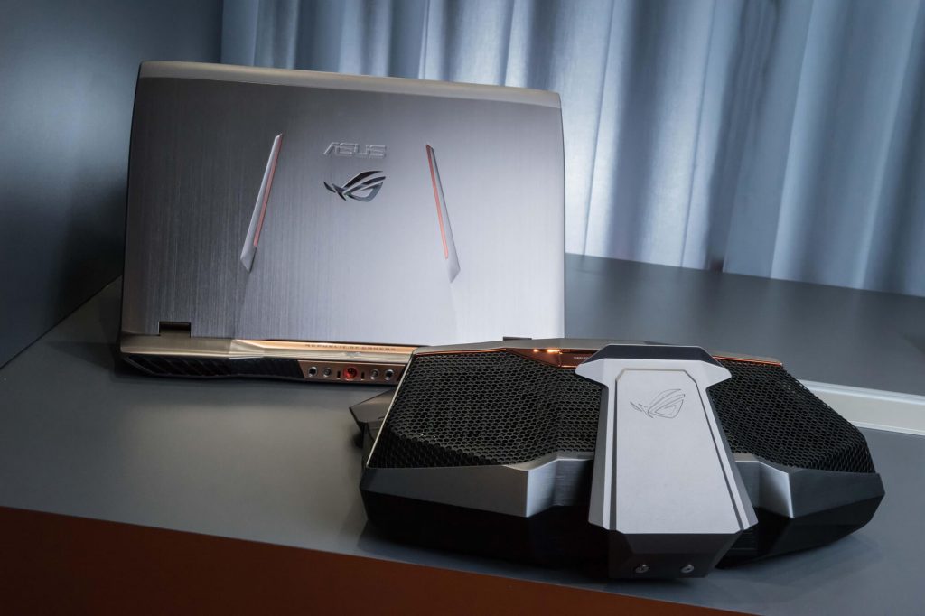 ASUS ROG GX 700 : Un PC portable hallucinant pour les gamers
