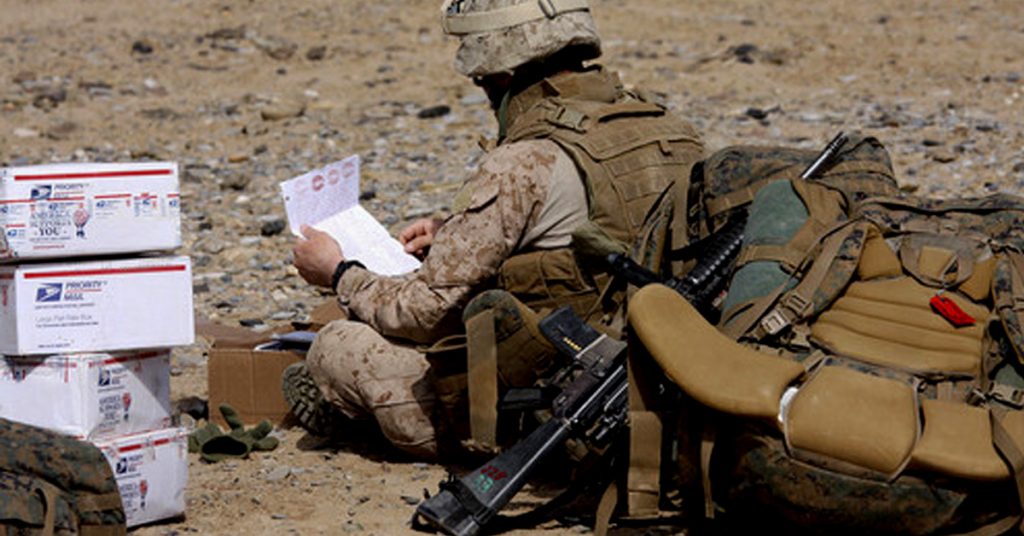 Elle écrit à son mari soldat pour dire qu’elle l’a trompé, sa vengeance est parfaite!
