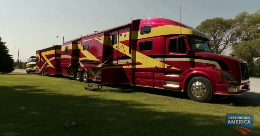 Ce camion est une véritable maison roulante. Attendez de voir l’intérieur !