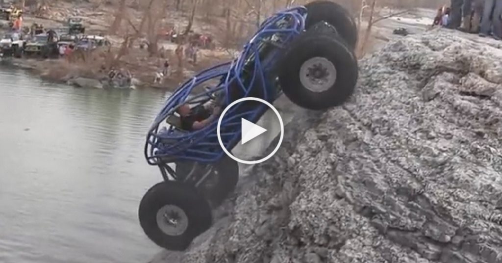 Il escalade cette montagne d’une façon INVRAISEMBLABLE !