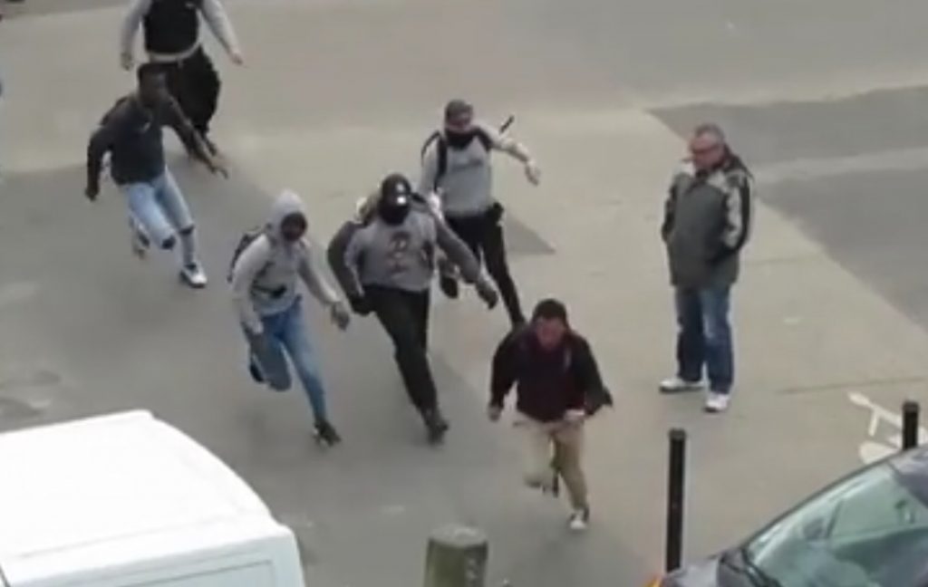 Nantes : une racaille se prend une magnifique balayette