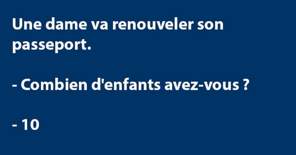 Une dame va renouveler son passeport.
