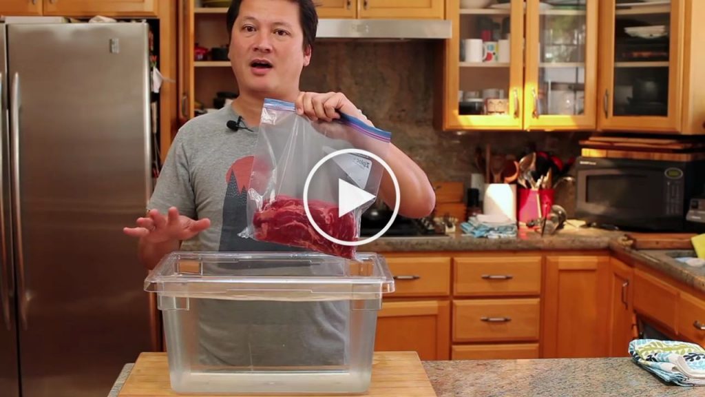 Voici un truc pour mettre de la nourriture sous vide facilement