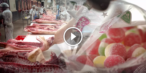 Vidéo : Du bonbon au cochon, la vidéo choquante qui dévoile les étapes de fabrication d’une friandise