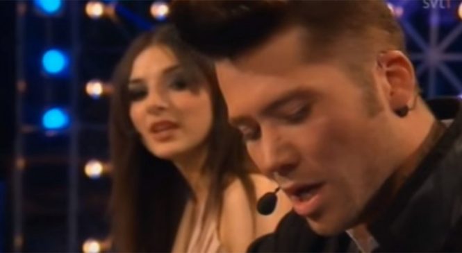 Ils Chantent Tous Les Deux Une Chanson D’Elvis, Mais C’est La Voix De L’homme Qui Va Surprendre Tout Le Monde… Impressionnant!