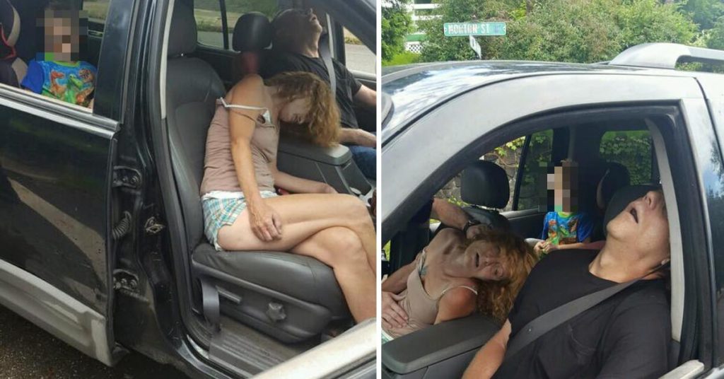 Ce que les policiers trouvent dans cette voiture va les hanter toute leur vie. C’est pour ça qu’ils choisissent de le montrer au grand public.