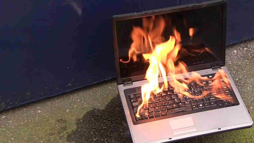Votre PC portable chauffe beaucoup trop ? L’astuce gratuite pour le rafraîchir
