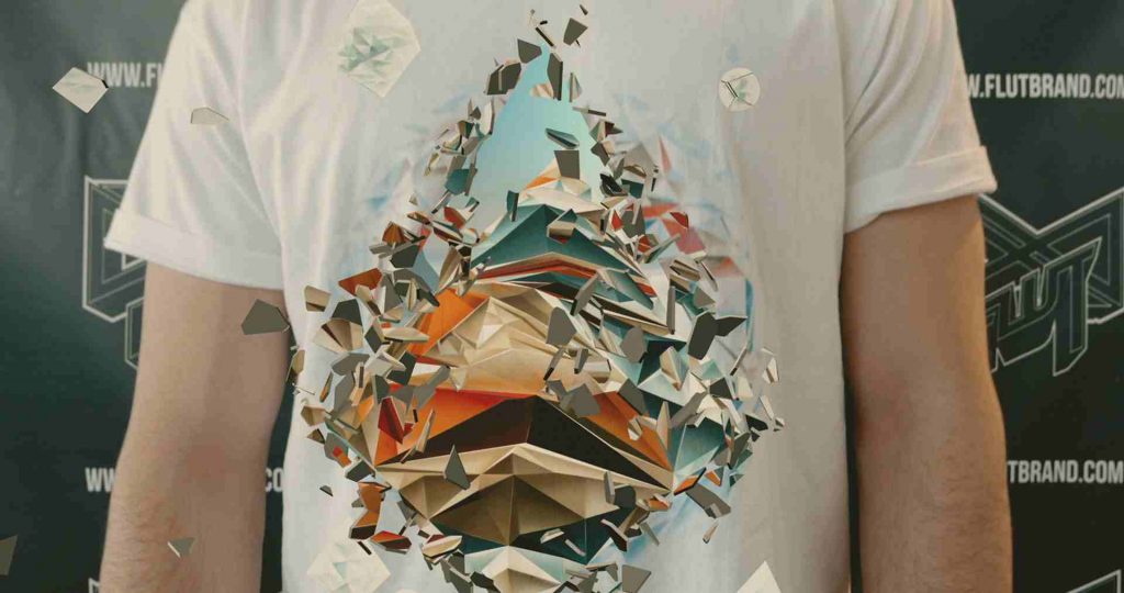 Arthefuture.com : Un t-shirt capable de se transformer grâce à la réalité augmentée