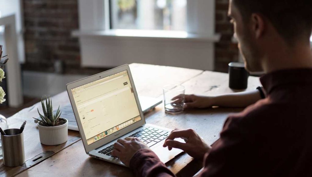 Comment se lancer dans le dropshipping avec une boutique Shopify ?
